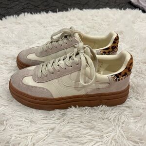 Steve Madden sneakers. Size 8. Worn a few times